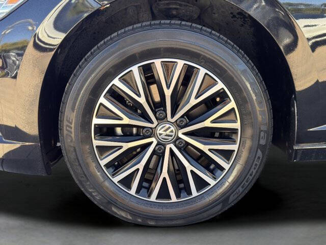 2021 Volkswagen Jetta R-Line