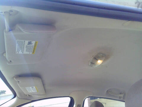 2004 Ford Taurus SE