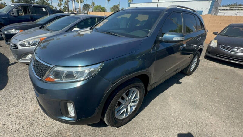 2015 Kia Sorento LX's photo