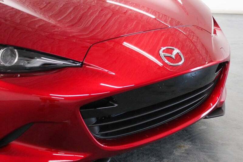 2025 Mazda MX-5 Miata Sport