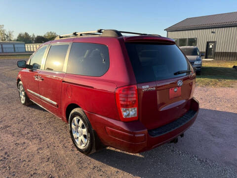 2008 Hyundai Entourage GLS