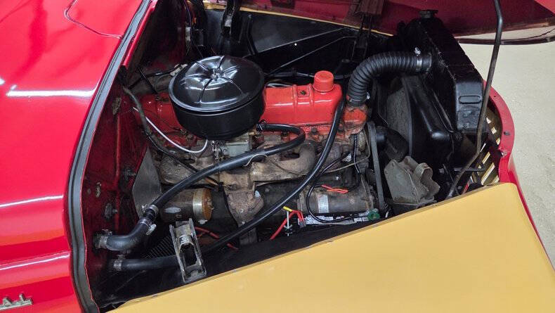 1953 International L-120 Series