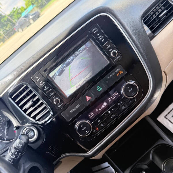 2016 Mitsubishi Outlander SEL