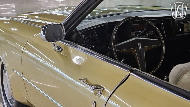 1972 Oldsmobile Ninety-Eight