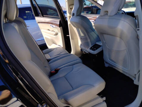 2019 Volvo XC90 T5 Momentum