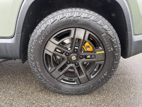 2023 Rivian R1T Launch Edition