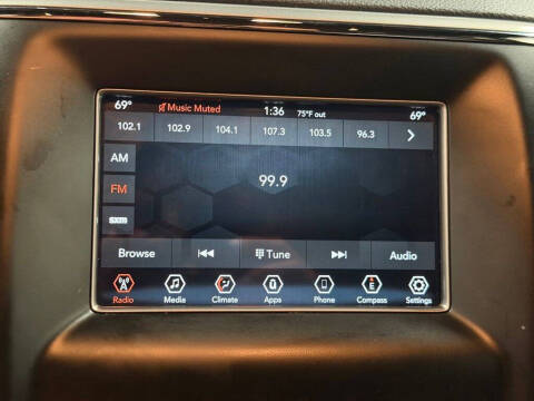 2020 Jeep Grand Cherokee Laredo E