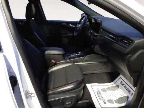 2024 Ford Escape Hybrid ST-Line Select