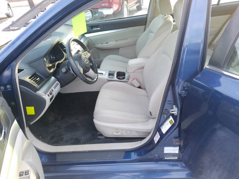 2011 Subaru Legacy 2.5i Premium