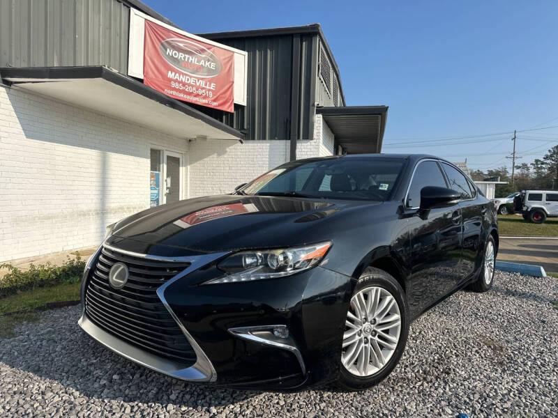 2016 Lexus ES Base's photo