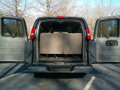 2017 Chevrolet Express LT 3500