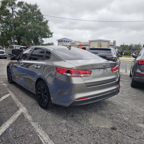 2018 Kia Optima LX