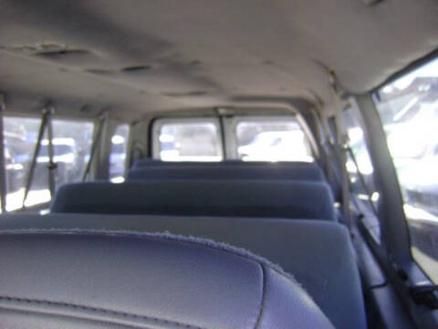 2002 Ford E-Series E-350 SD XL