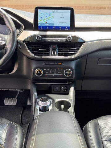 2020 Ford Escape SEL