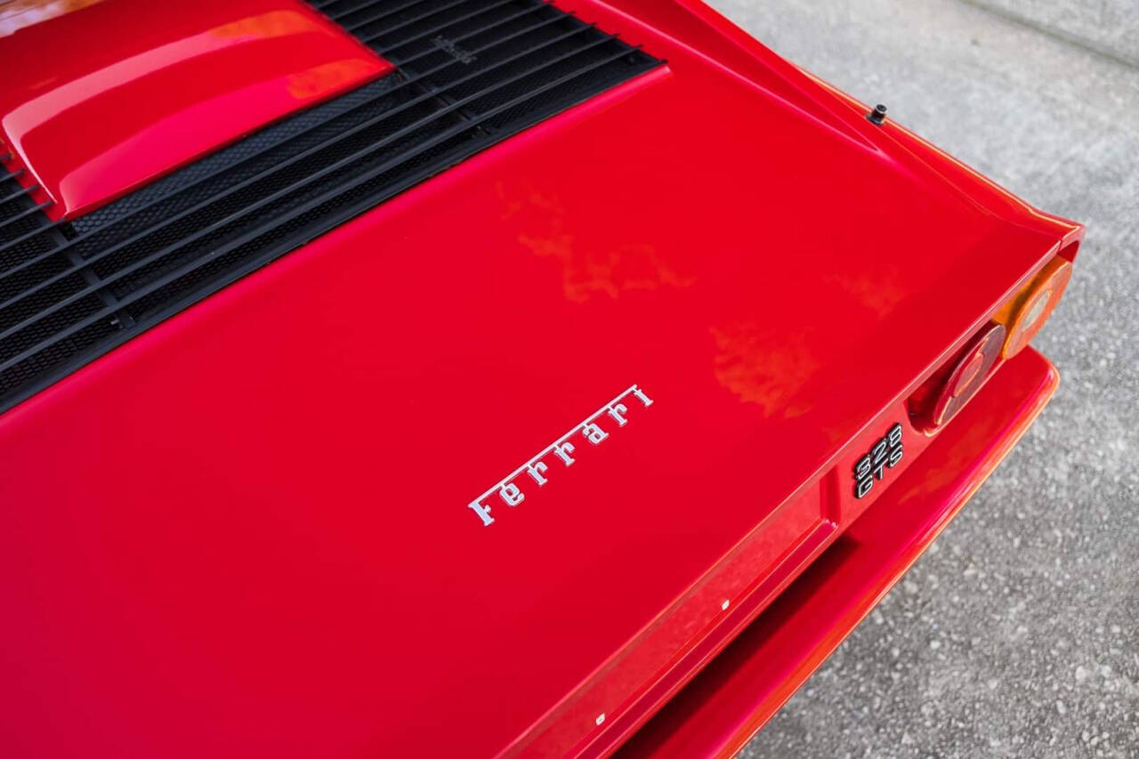 1989 Ferrari 328 14