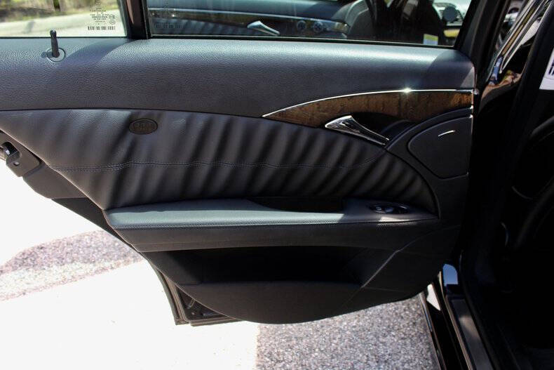 2007 Mercedes-Benz E-Class E 550 4MATIC