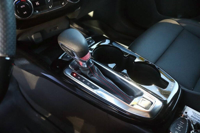 2024 Chevrolet Trax RS