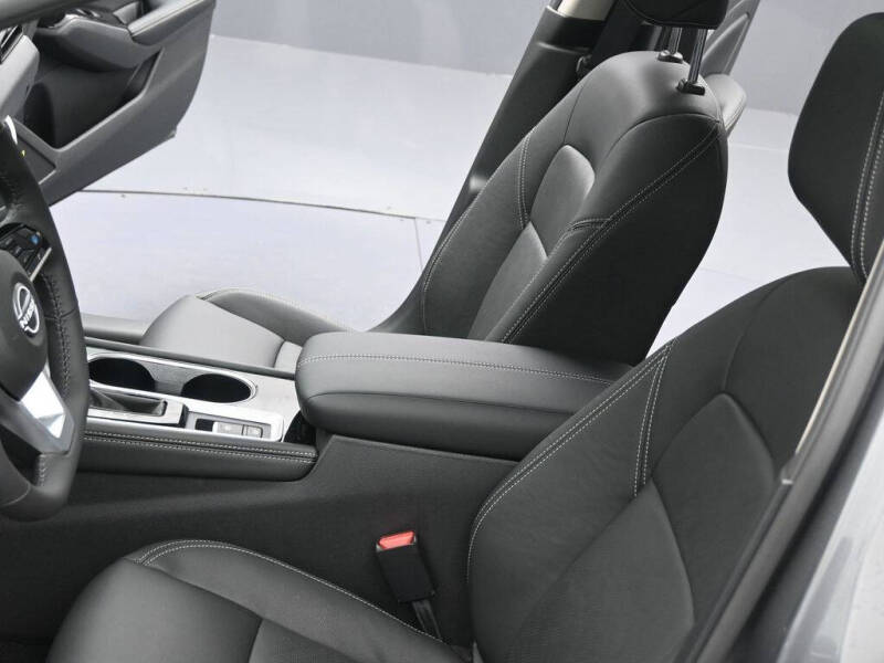 2025 Nissan Altima 2.5 SL