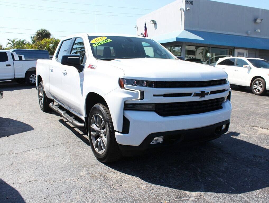 2021 Chevrolet Silverado 1500  - $46,995