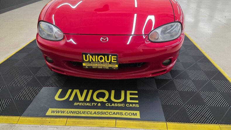 2000 Mazda MX-5 Miata