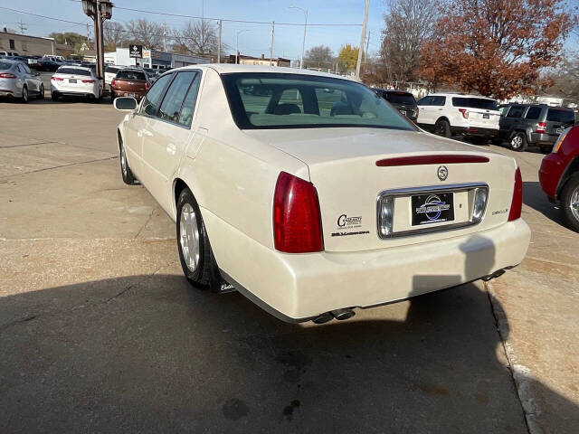 2000 Cadillac DeVille for sale at Auto Connection in Waterloo, IA