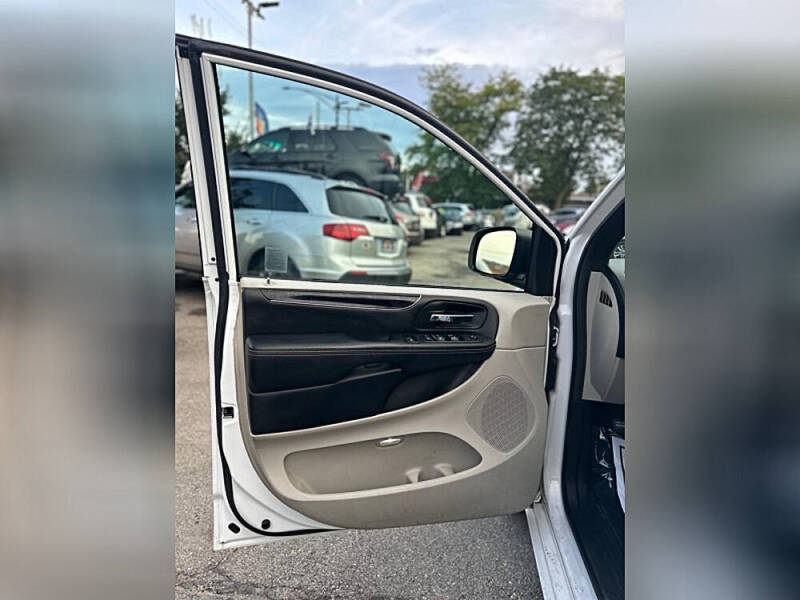 2017 Dodge Grand Caravan