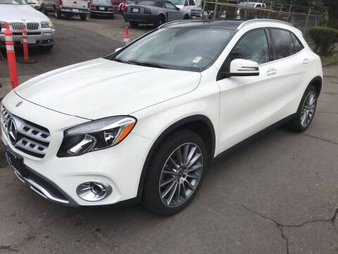 2018 Mercedes-Benz GLA for sale at Chuck Wise Motors in Portland OR