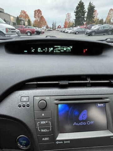 2013 Toyota Prius Three