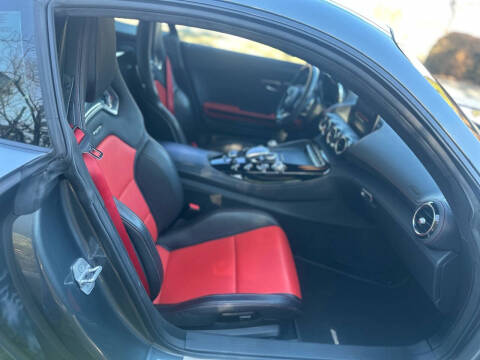 2017 Mercedes-Benz AMG GT