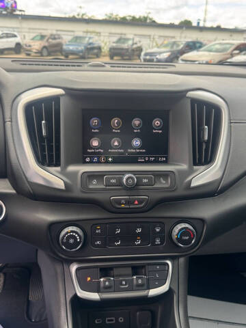 2024 GMC Terrain SLE