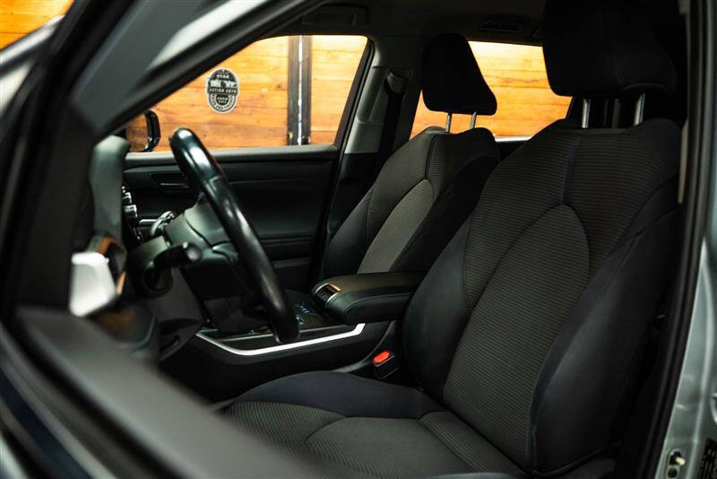 2020 Toyota Highlander Hybrid LE