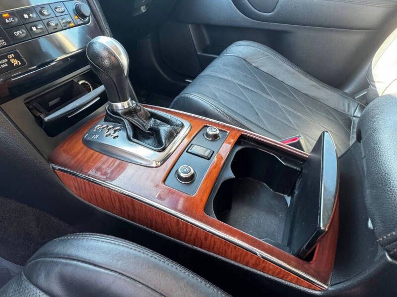 2011 Infiniti FX35
