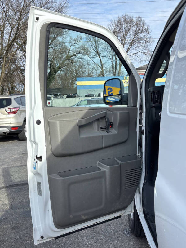 2019 Chevrolet Express 2500