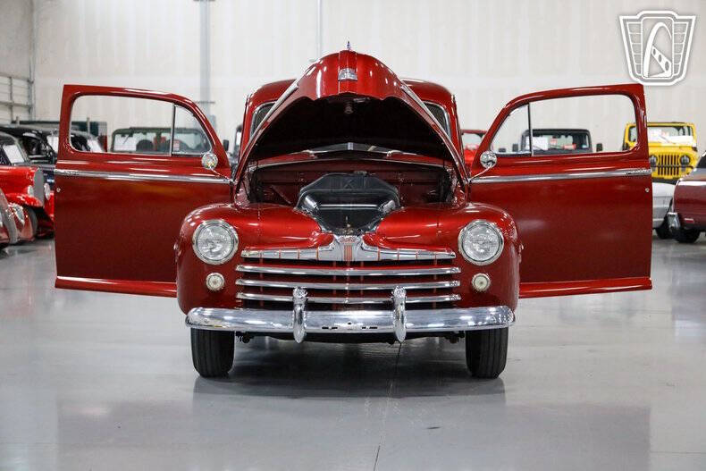 1947 Ford Deluxe