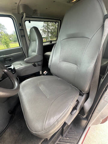 2006 Ford E-Series E-150 XL