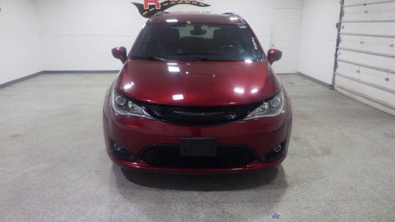 2020 Chrysler Pacifica Touring L