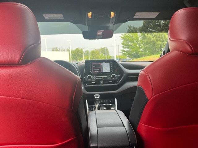 2022 Toyota Highlander 23