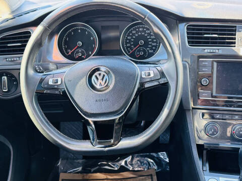 2021 Volkswagen Golf TSI