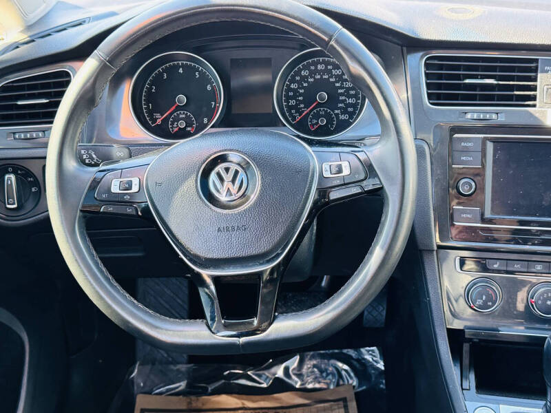 2021 Volkswagen Golf TSI