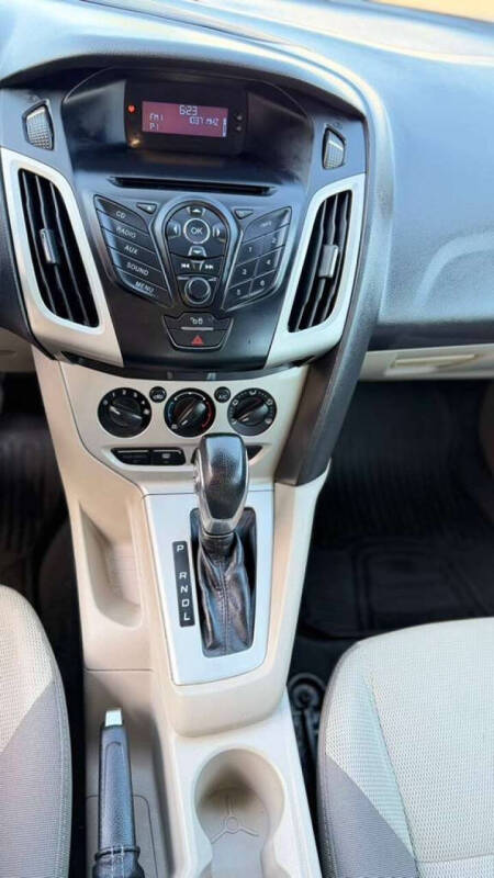2012 Ford Focus SE