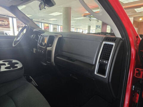 2019 RAM 1500 Classic SLT