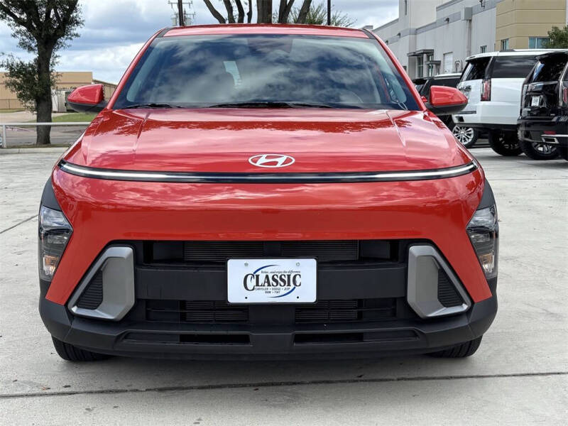 2025 Hyundai Kona SE