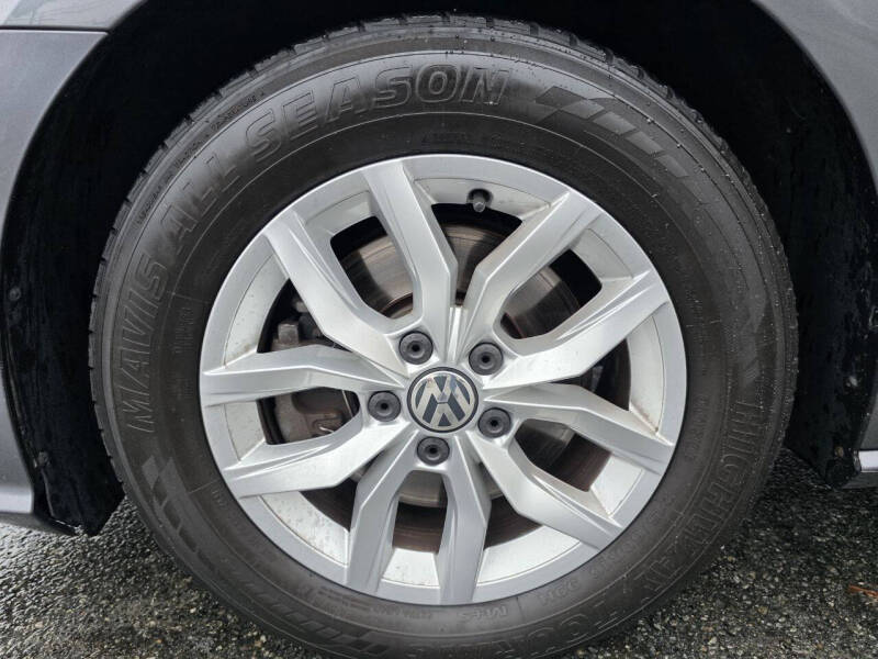 2016 Volkswagen Passat 1.8T S