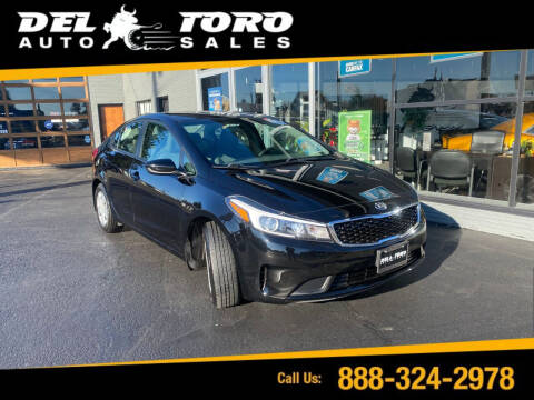 2017 Kia Forte for sale at DEL TORO AUTO SALES in Auburn WA