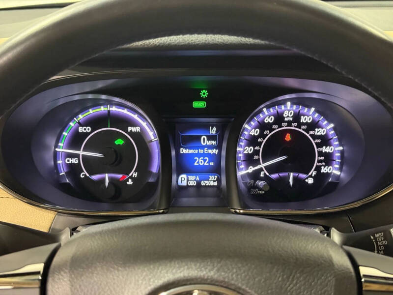 2018 Toyota Avalon Hybrid Limited