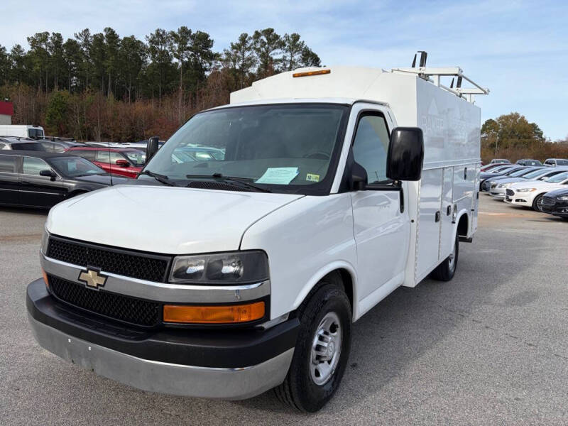 2015 Chevrolet Express Cutaway Base