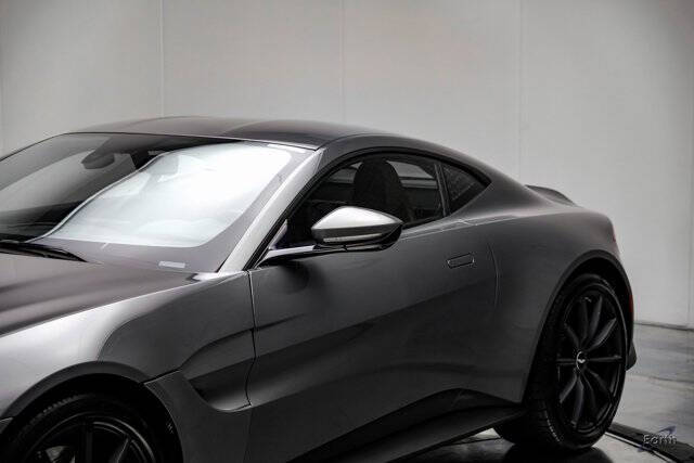 2020 Aston Martin Vantage