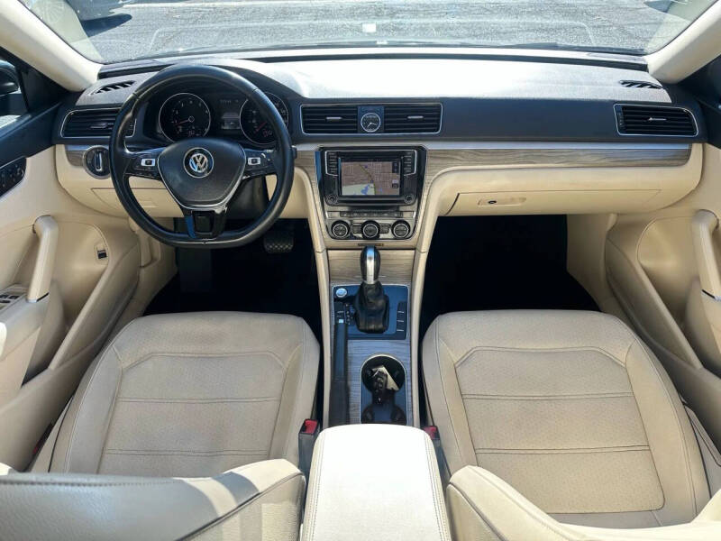 2017 Volkswagen Passat 1.8T SE