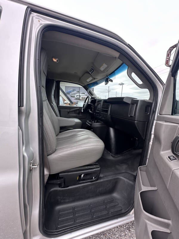 2020 Chevrolet Express LS 3500