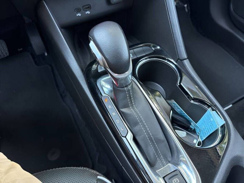 2024 Buick Encore GX Avenir